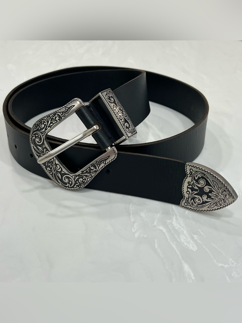 Sailence + Noise Jennie Leather Western Style Belt Cowgirl’s Black and Silver XL